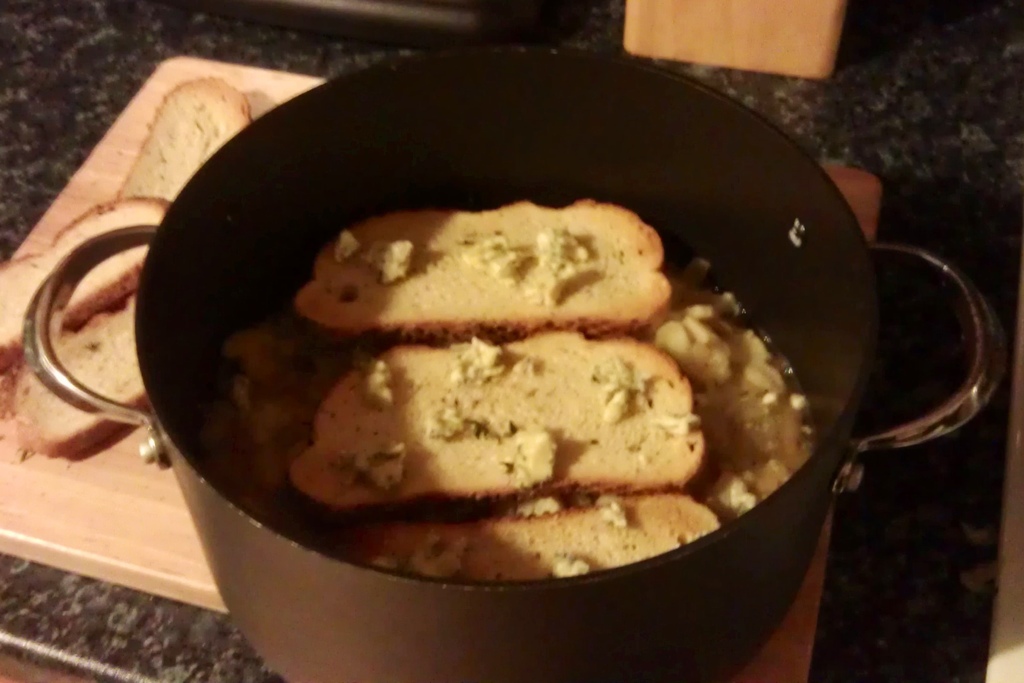 Cauliflower and Stilton Soup